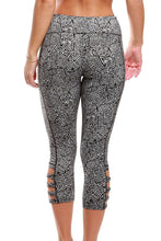 Monochrome Print Crisscross Detail Leggings